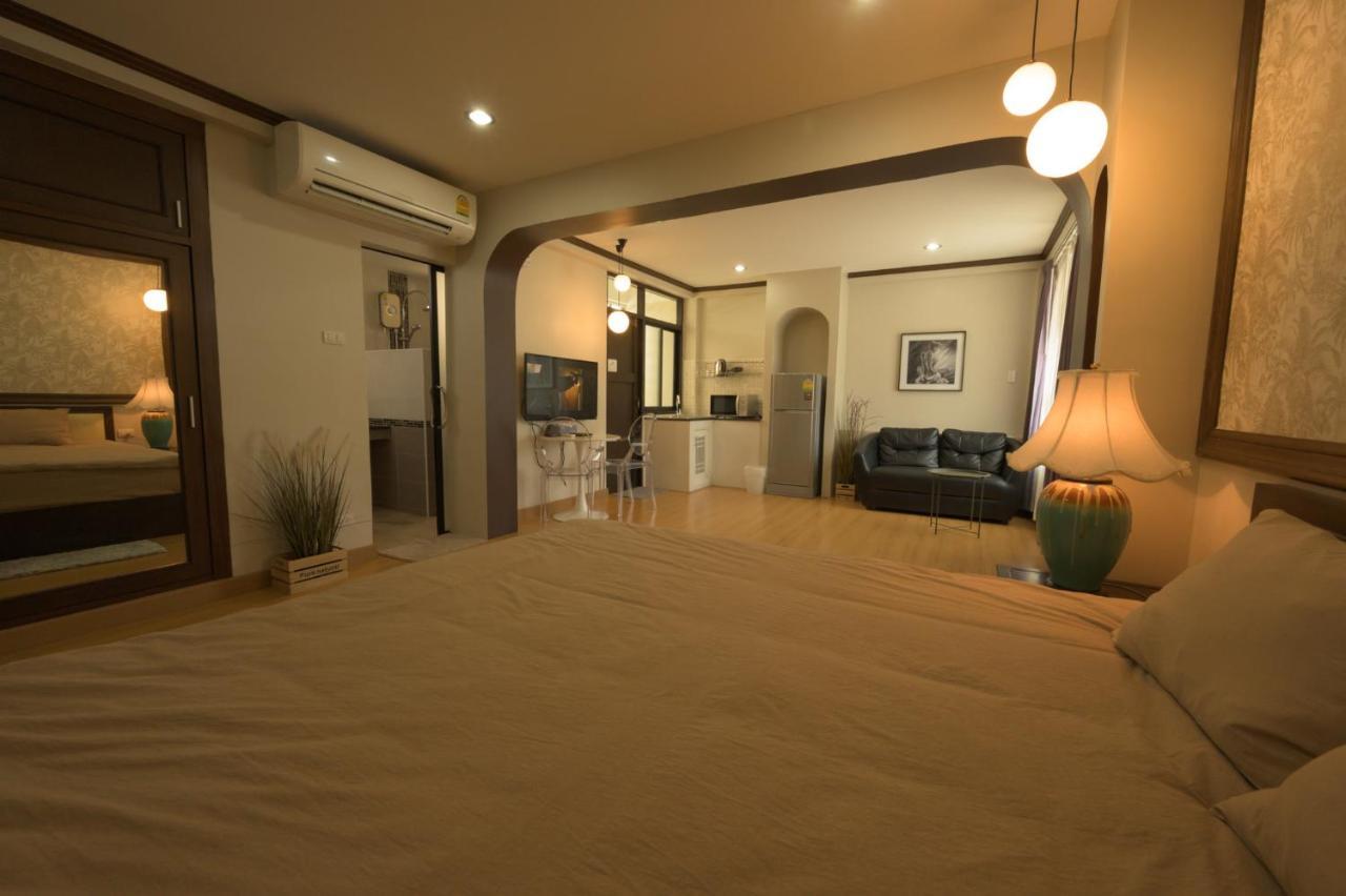 October Hostel Chiangmai 치앙마이 외부 사진