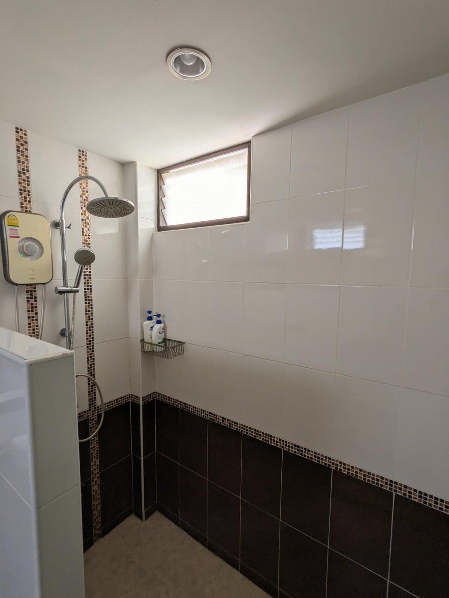 October Hostel Chiangmai 치앙마이 외부 사진