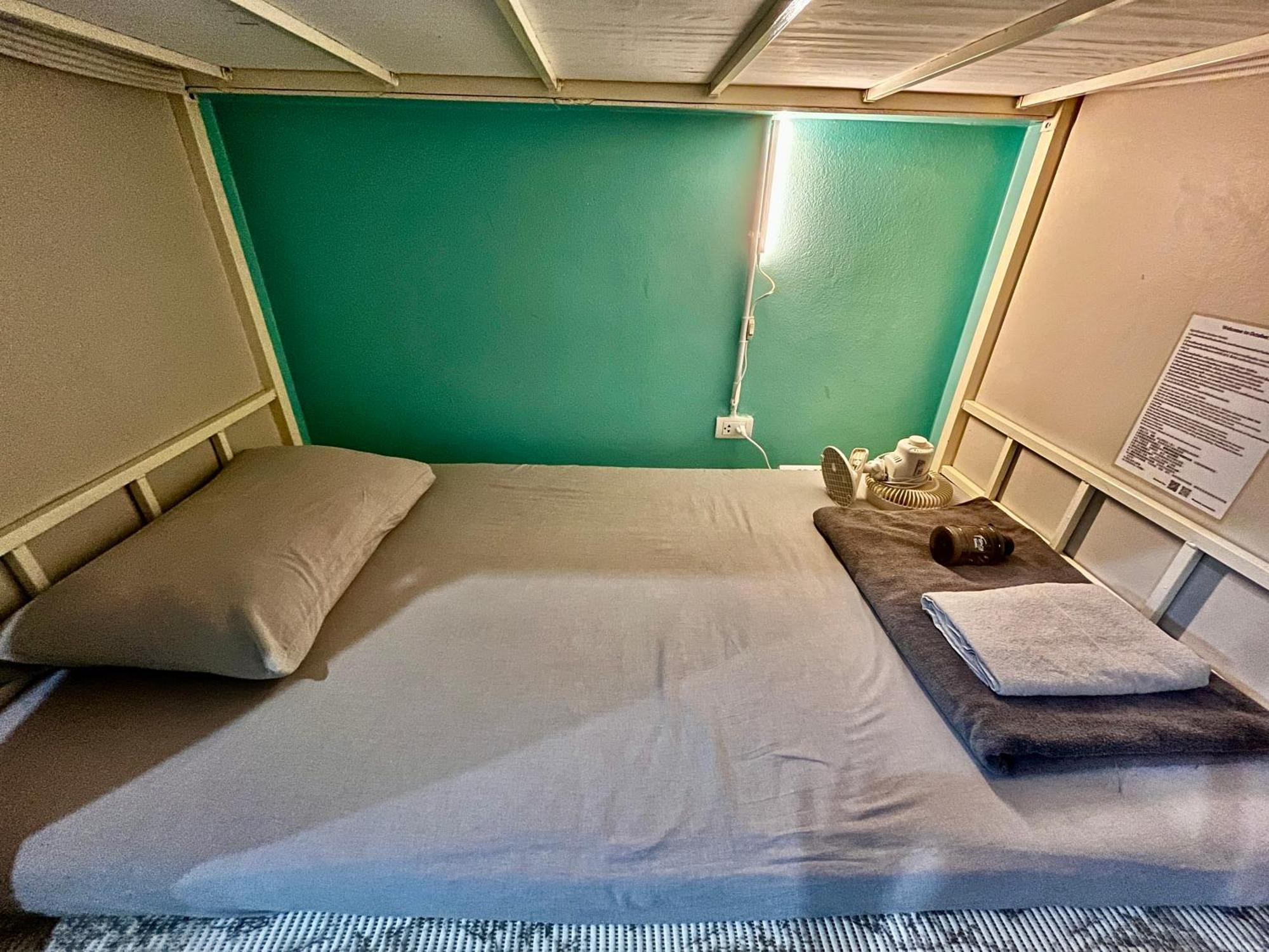 October Hostel Chiangmai 치앙마이 외부 사진